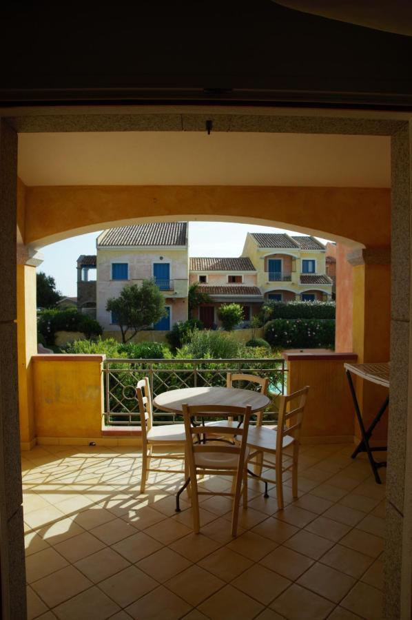 Appartamenti Residence Zodiaco Porto Pozzo Exteriör bild