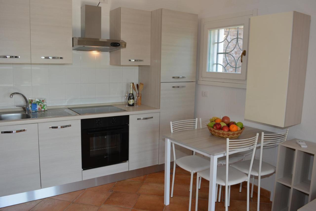 Appartamenti Residence Zodiaco Porto Pozzo Exteriör bild