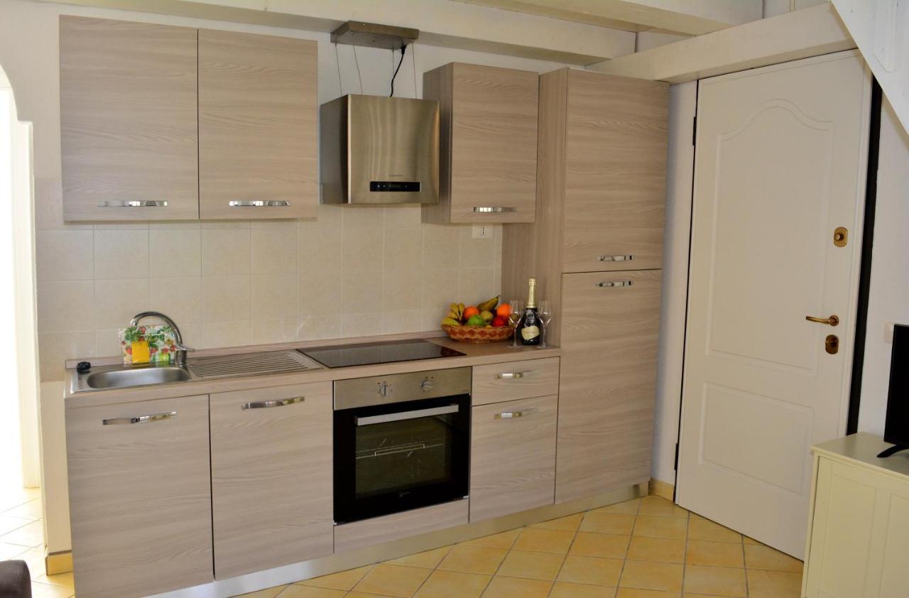 Appartamenti Residence Zodiaco Porto Pozzo Exteriör bild