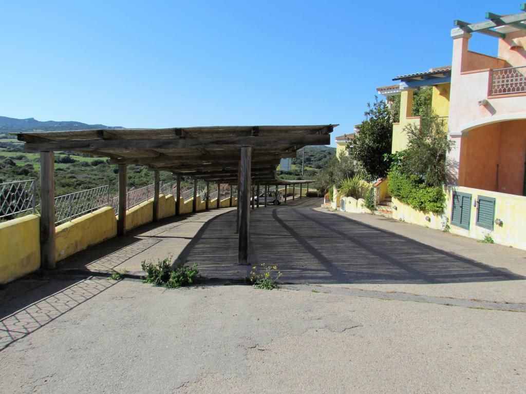 Appartamenti Residence Zodiaco Porto Pozzo Exteriör bild